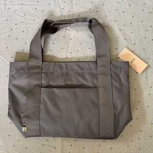 BEIS The BÉISics Tote
